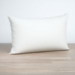 Dekokissen rechteckig in weiß