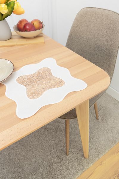 Deckchen Plauener Spitze® #1W Kiana in Beige
