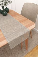 Tischläufer in Weiß